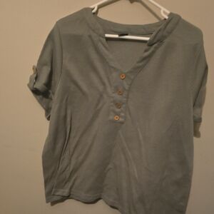 Stylish Sage Button-Up Women's Tee